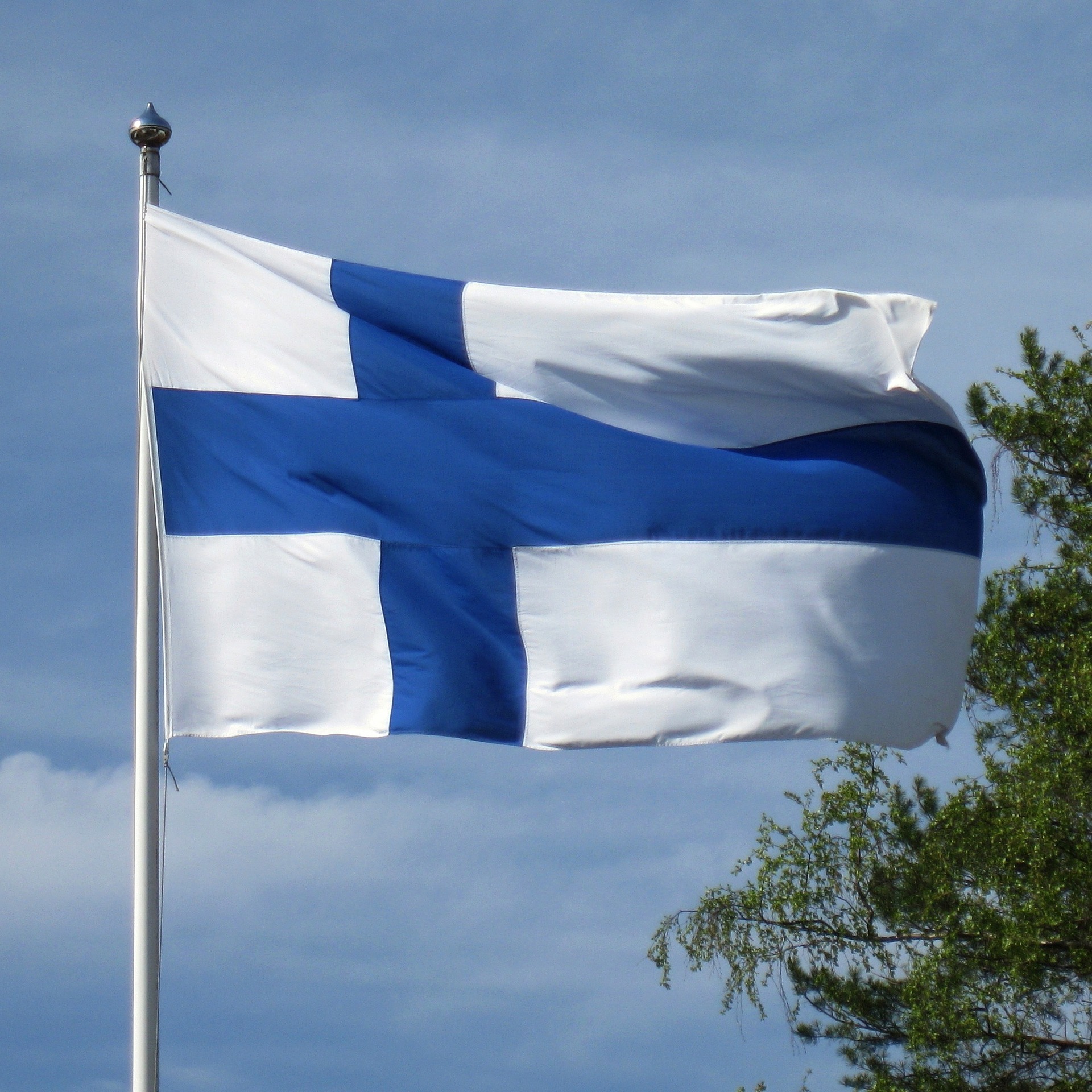 finnish-flag-123273_1920