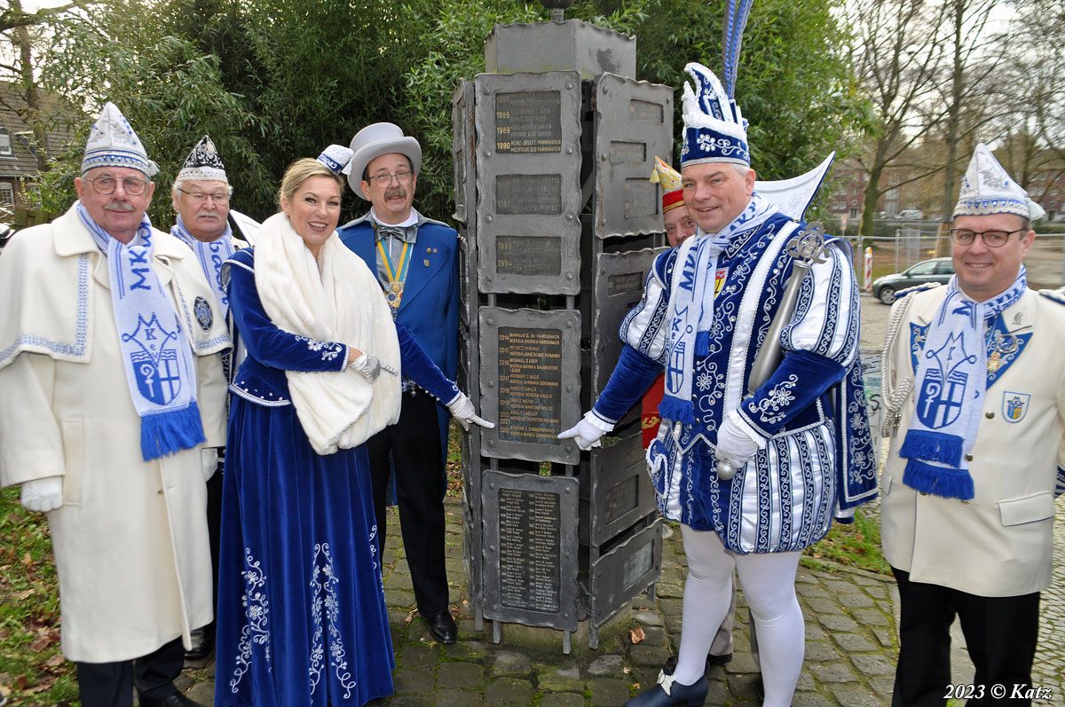 0036_Prinzenpaarstele enthüllt