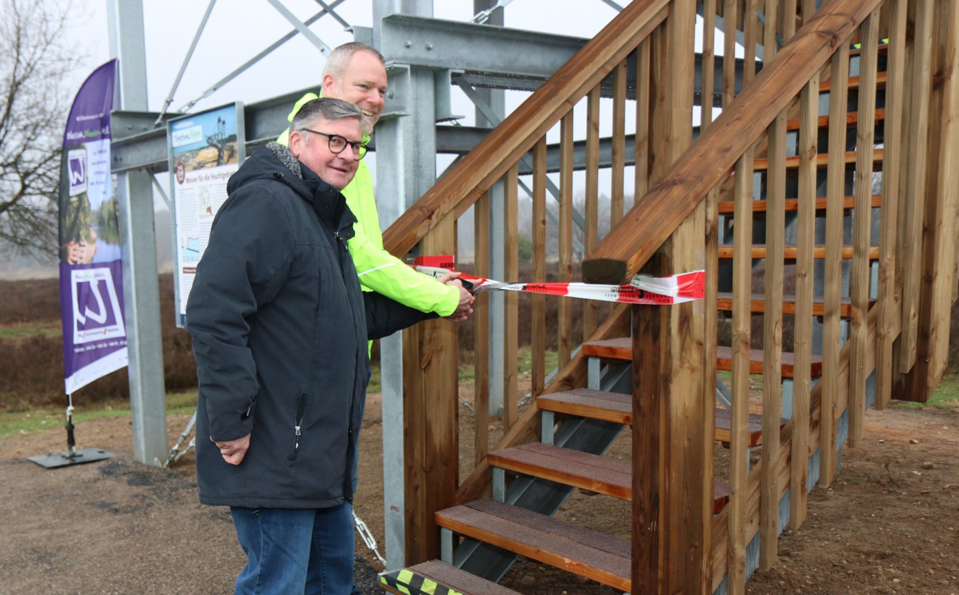 Eröffnung des neuen Aussichtsturms im Elmpter Schwalmbruch 257330P