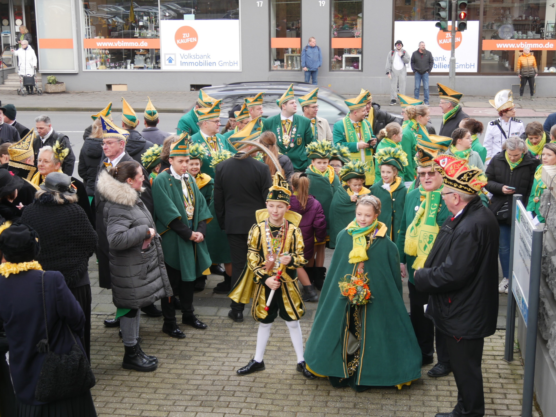 Fotostrecke: Altweiber in Soetele - Party nach der Rathaus-Eroberung P1430445