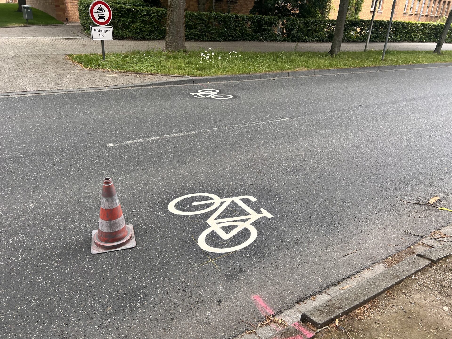 2025-05-28-0325-FOTO-piktogrammkette