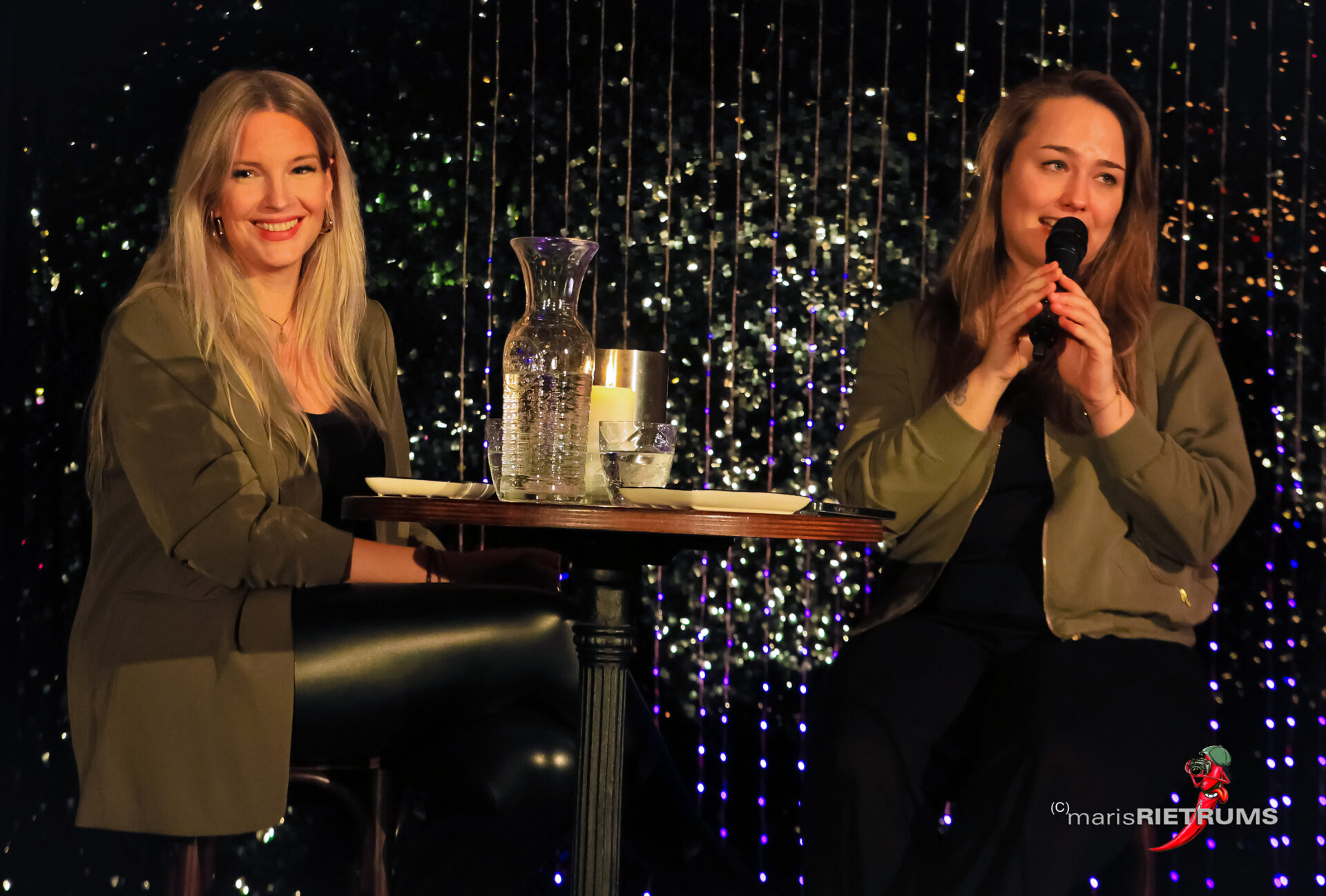 Neues Talk-Format im Messajero feiert gelungenen Auftakt mit Sophie Chassée 2025-11-11 Corinna e.V. - Sophie Chassée Alex Behrens Messajero (c) Maris Rietrums (13) Kopie