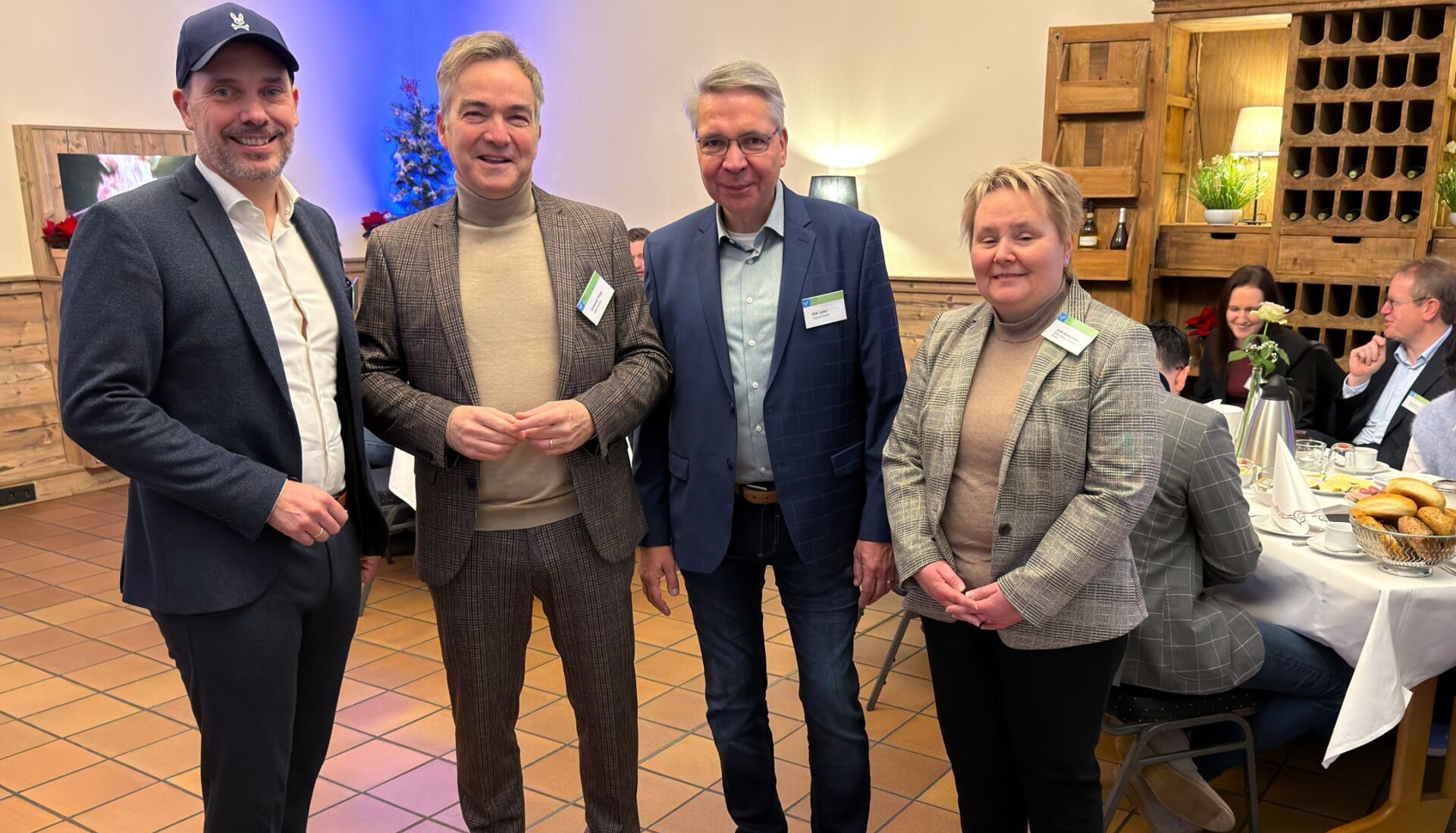 Bedenkenträger und Chancensucher 2025-11-20-0619-FOTO-business-breakfast-20251120