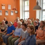 Begegnung statt Einsamkeit: Programm im Waldnieler Markt 2.2 Stimmconfettis