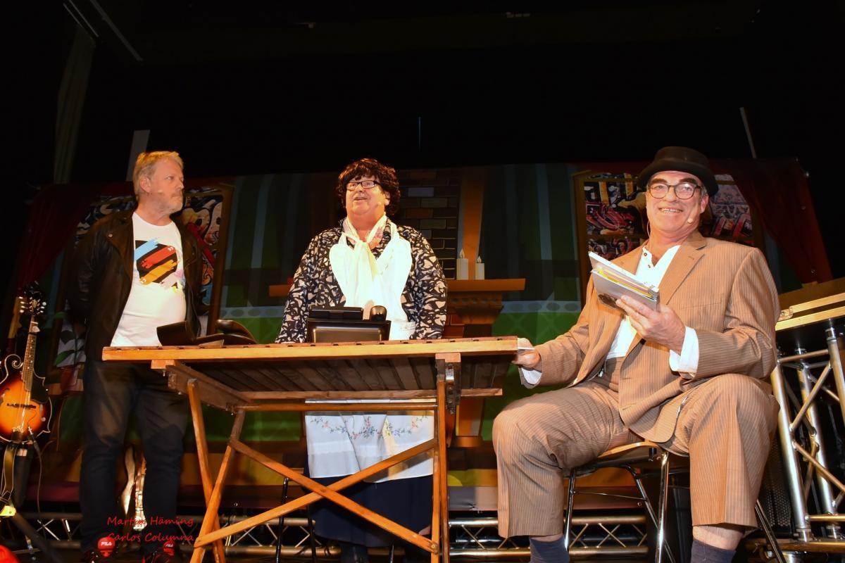 Rabaue Weihnachtsshow Notburgasaal (11)