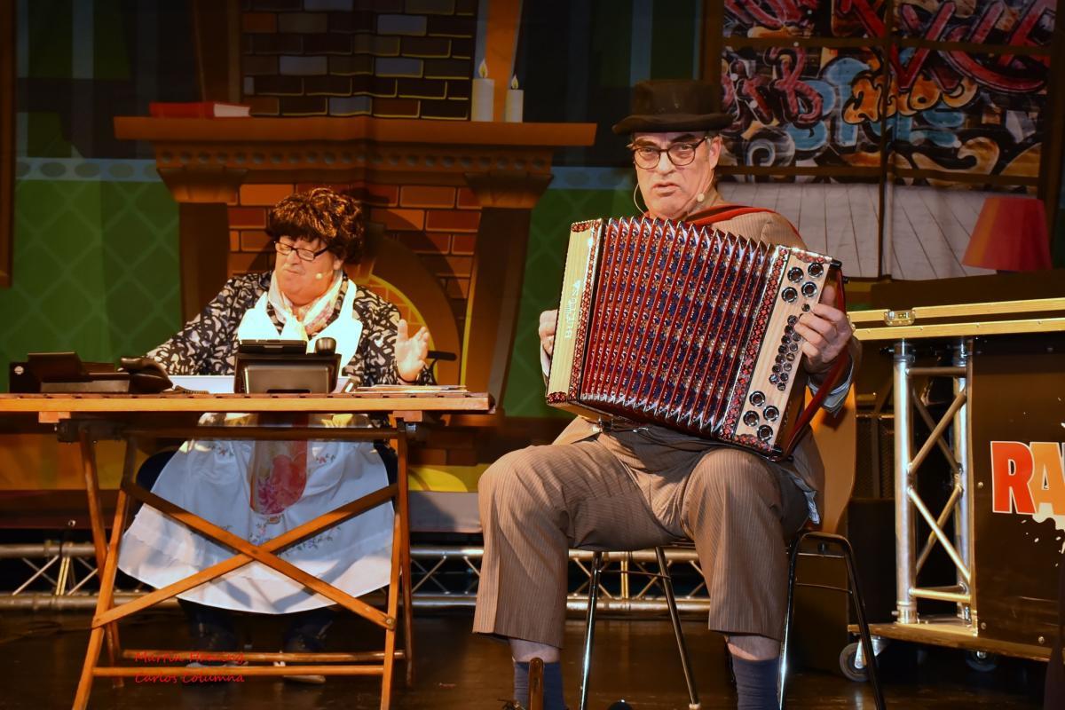 Rabaue Weihnachtsshow Notburgasaal (15)